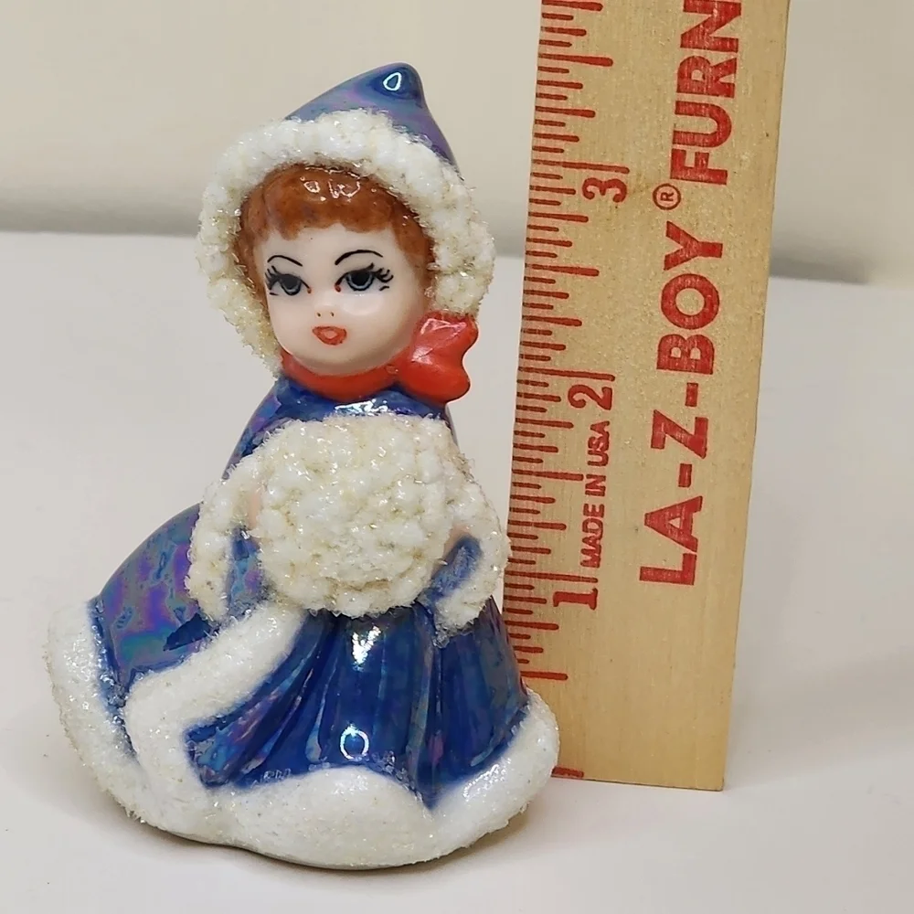 Vintage Christmas Decor Snow Girl Figurine Porcelain Glitter Iridescent - Picture 9 of 10